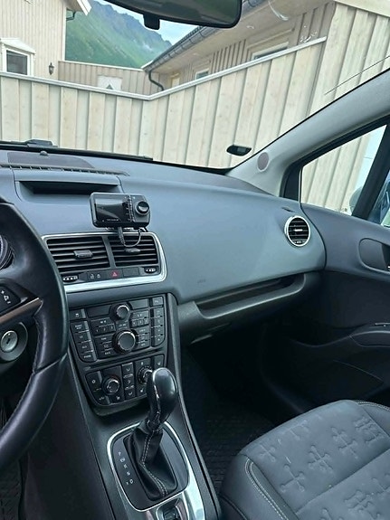 Opel Meriva 3 of 5