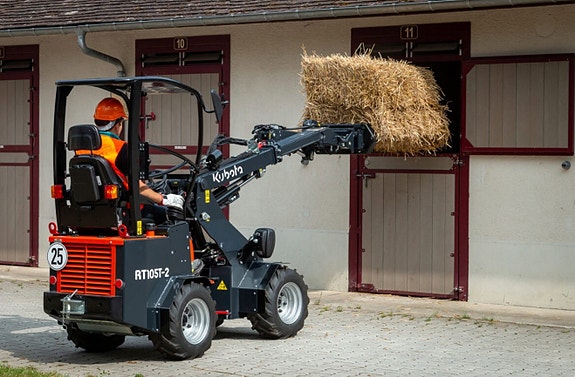 Kubota RT105T-2 8 of 8