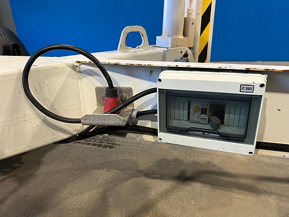 Dino 120T - 12 m Tilhengerlift 10 of 15