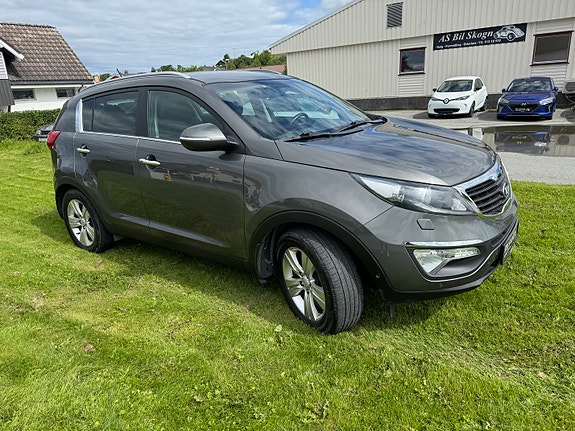 Kia Sportage 2 of 5