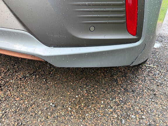 Hyundai IONIQ 10 of 11