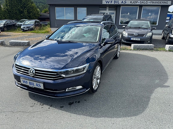 Volkswagen Passat 2 of 5