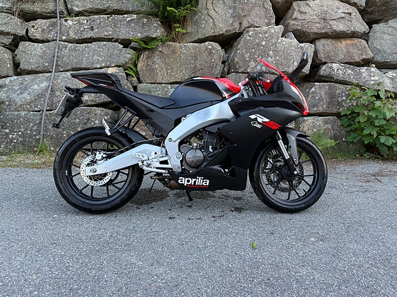 Aprilia RS 125 4 of 5