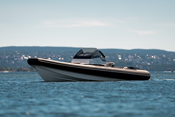 Goldfish 30 Sport - 2021 - Nydelig spec - V8 370 HK Diesel 4 of 5