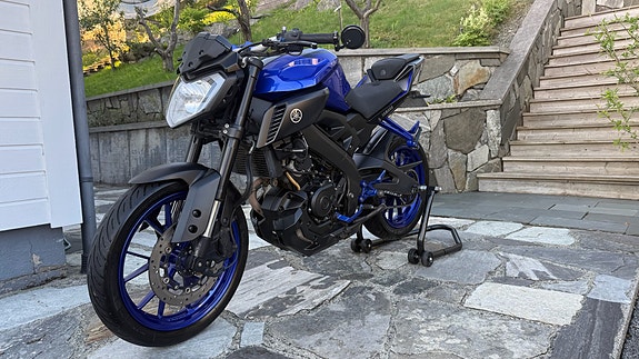 Yamaha MT-125 2 of 5