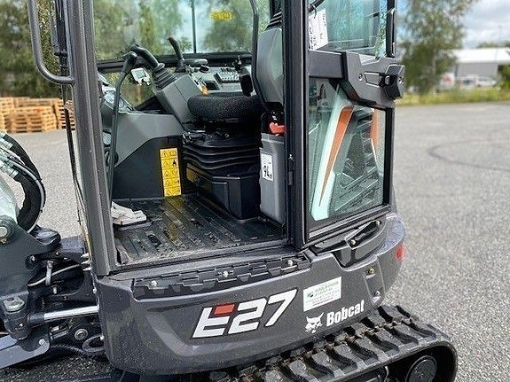Bobcat E27 5 of 5
