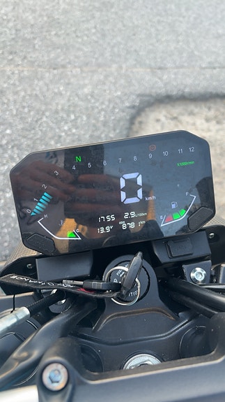 VOGE 125 R 6 of 6