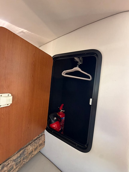 Crownline 250 CR selges. 23 of 30