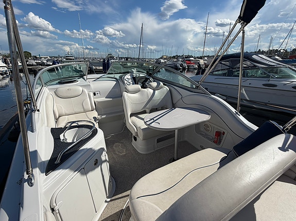 Crownline 250 CR selges. 13 of 30