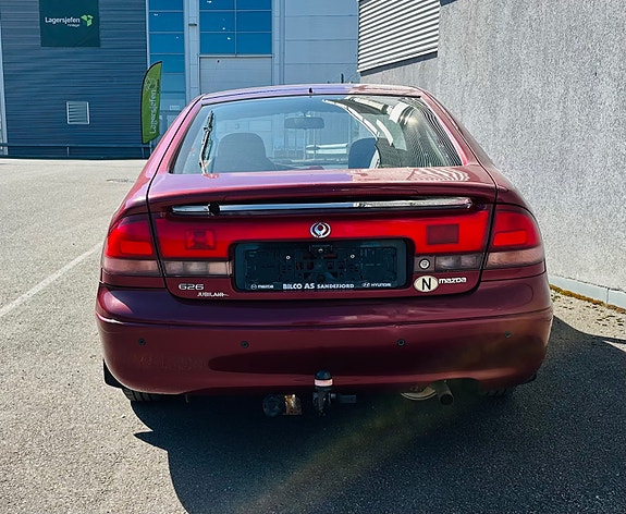 Mazda 626 8 of 13