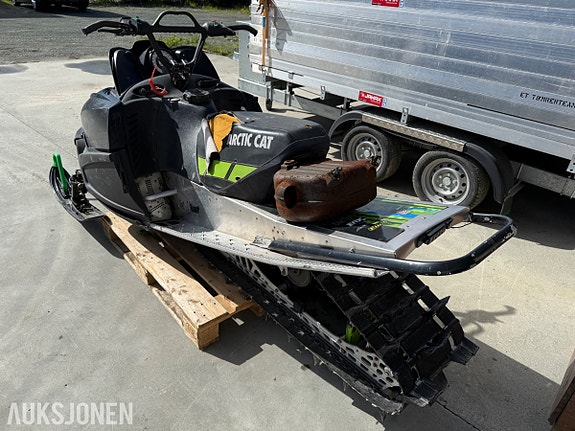 Arctic-cat snøscooter 4 of 5