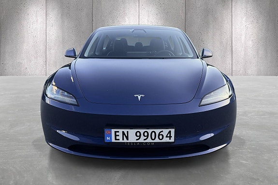 Tesla Model 3 2 of 5