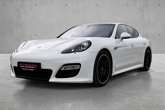 Porsche Panamera 5 of 5