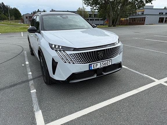 Peugeot E-5008 2025 photo 2