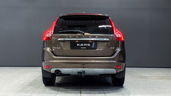 Volvo XC60 4 of 5