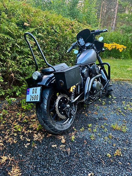 Yamaha Bolt XV950R 2 of 5
