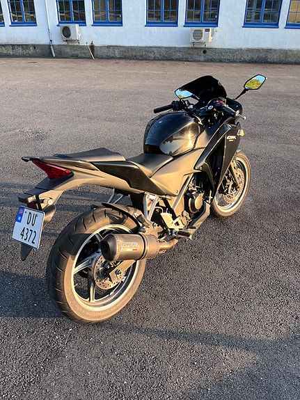 Honda CBR 250 R 3 of 5