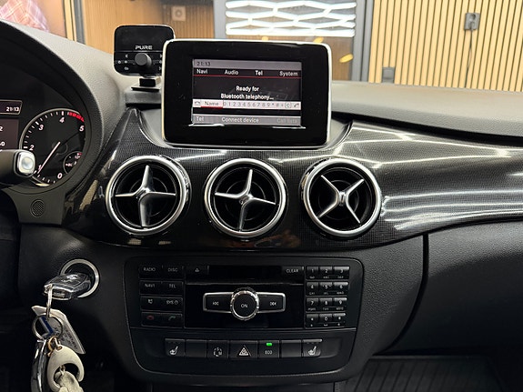 Mercedes-Benz B180 27 of 30
