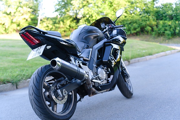Suzuki SV 650 S 2 of 5