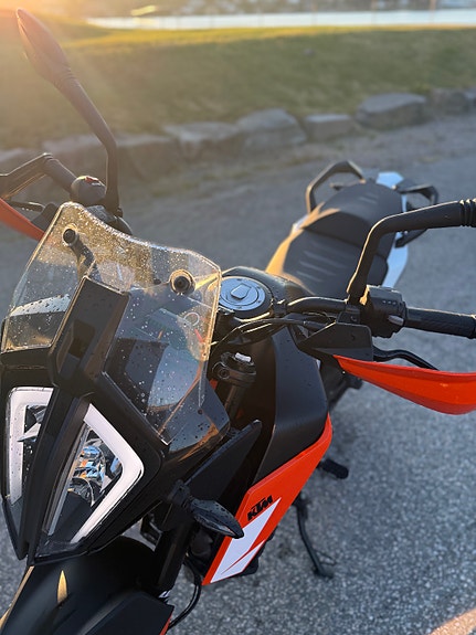 KTM 390 Adventure 3 of 5