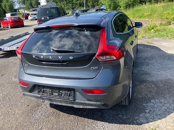Volvo V40 4 of 4
