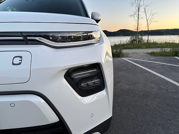 Kia e-Soul 3 of 5