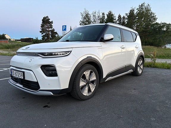 Kia e-Soul 4 of 5