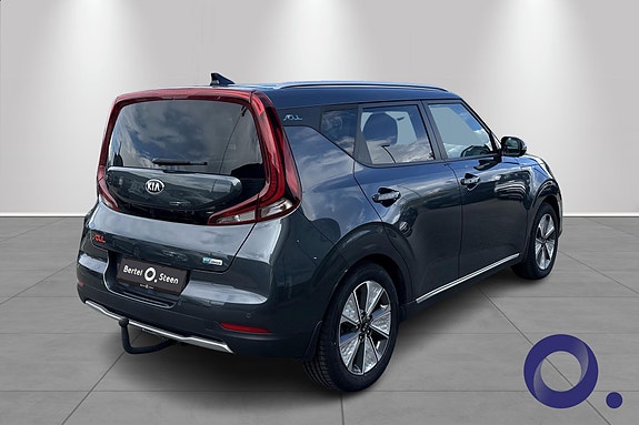 Kia e-Soul 3 of 5