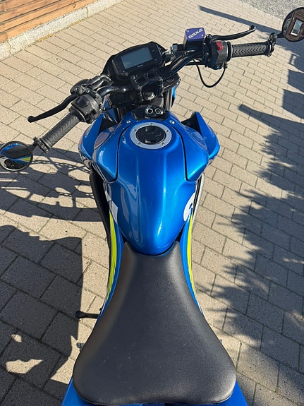 Suzuki GSX-S 125 3 of 5