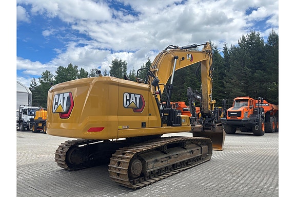 Cat 330 3 of 5