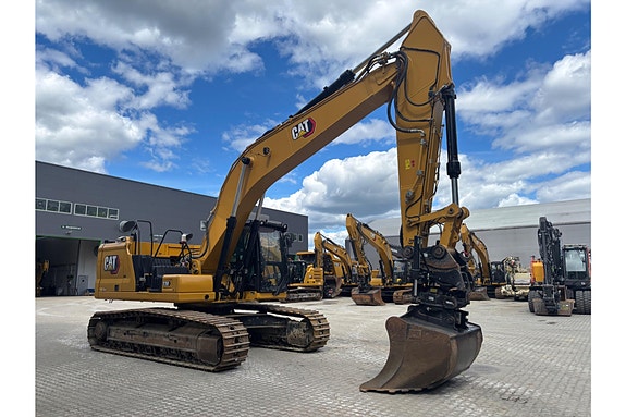 Cat 330 2 of 5