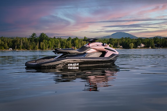 Taiga Orca WX3 Electric Watercraft Racing Green 25 of 30