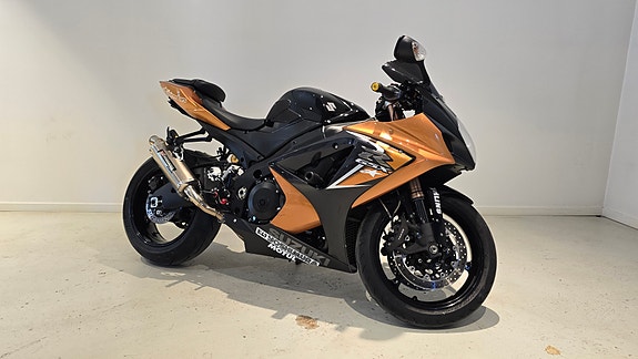 Suzuki GSX-R 1000 3 of 5