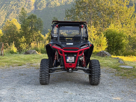 Polaris RZR 1000 XP-4 / 4 seter / Lav km / Godt utstyrt 4 of 5