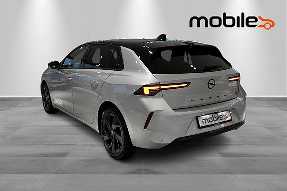 Opel Astra 21 of 28