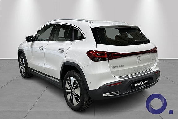 Mercedes-Benz EQA300 3 of 5