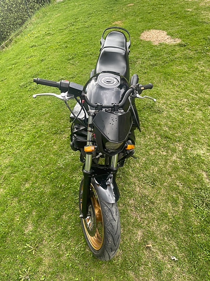 Suzuki GSX 600 F 4 of 5