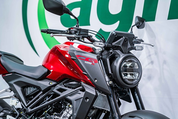 Honda CB125R **KAMPAMJE- FÅ MED HJELM PÅ KJØPET** Verdi 5300kr 3 of 5