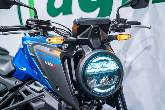 Honda CB125R **KAMPAMJE- FÅ MED HJELM PÅ KJØPET** Verdi 5300kr 4 of 5