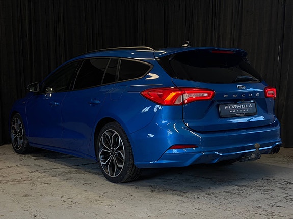 Ford Focus 8 of 30