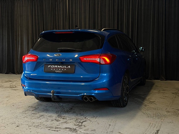 Ford Focus 11 of 30