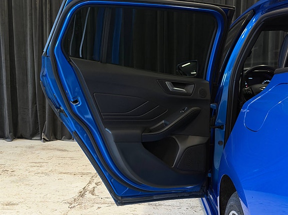 Ford Focus 27 of 30