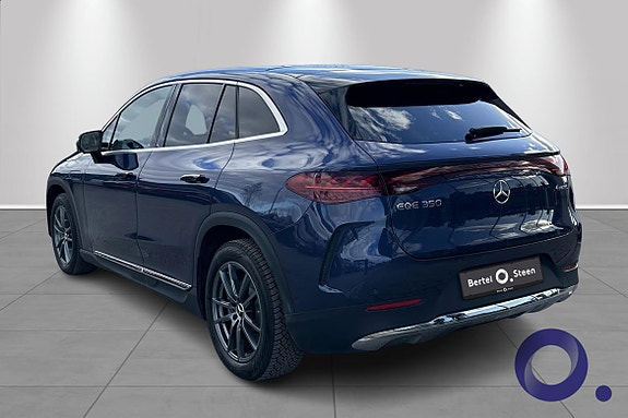 Mercedes-Benz EQE SUV 3 of 5