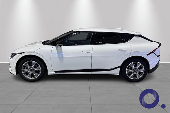 Kia EV6 4 of 5