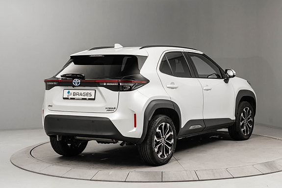 Toyota Yaris Cross 4 of 25