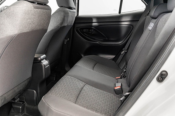 Toyota Yaris Cross 25 of 25