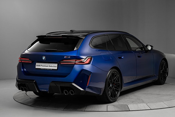 BMW M5 4 of 5
