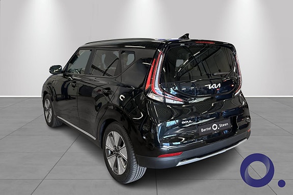 Kia e-Soul 3 of 5