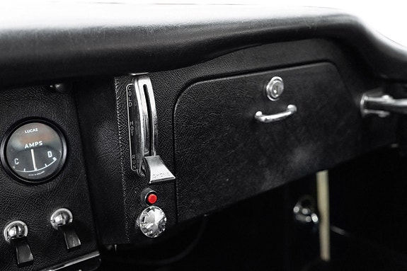 Jaguar E-TYPE 18 of 25