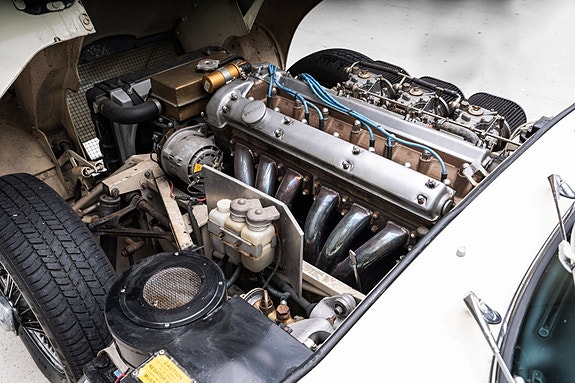 Jaguar E-TYPE 24 of 25